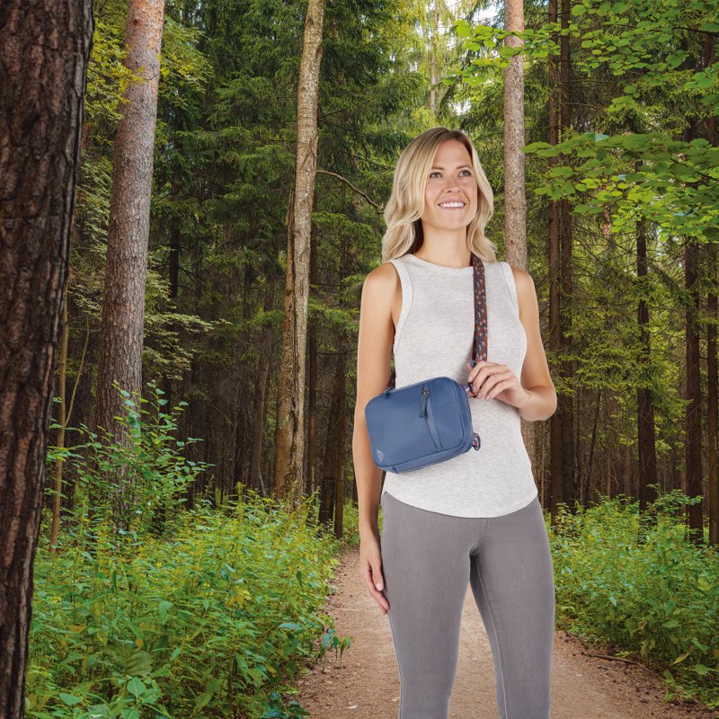 Unisex 2L Nylon Crossbody Bag with Adjustable Strap for Daily Use
