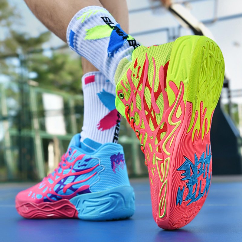 Men's Breathable Mesh Basketball Shoes with Flame Design - Non-Slip Support