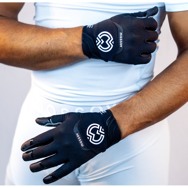 Youth Football Receiver Gloves - Non-Slip, Breathable, Adjustable Fit