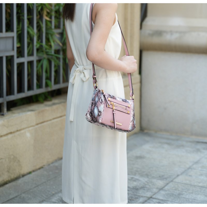 Crossbody Bag for Women Vegan Leather Small Shoulder Bag with Gold Hardware