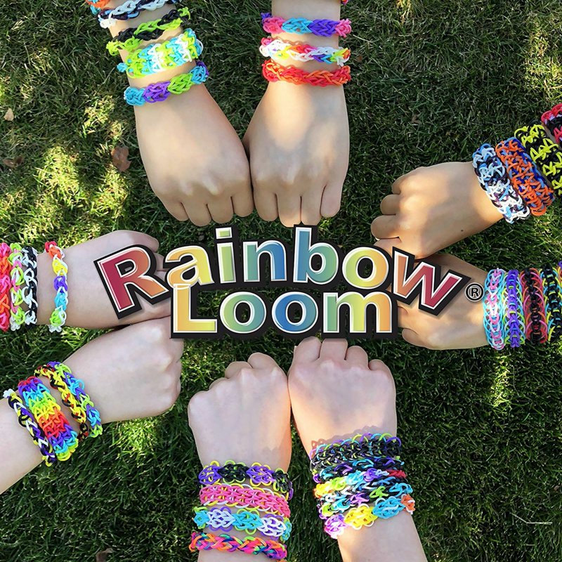 Rainbow Loom Rubber Band Treasure Box Craft Kit with 8,000 Bands & Clips