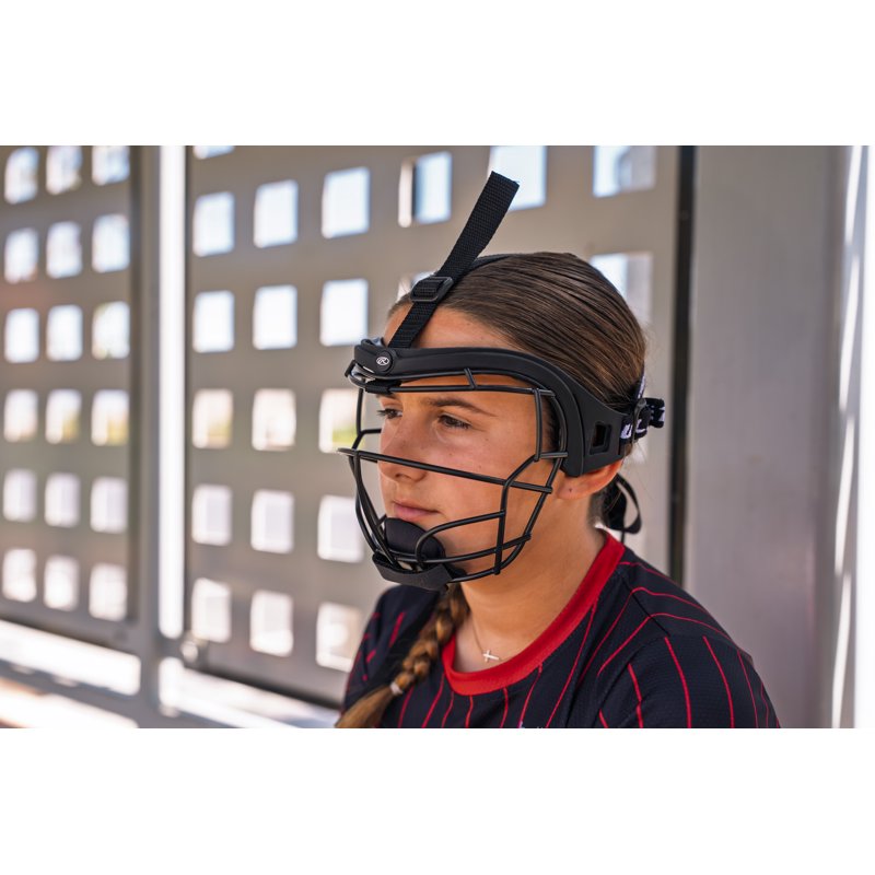 Softball Fielder's Mask - Protective Metal Mask for Infield & Outfield