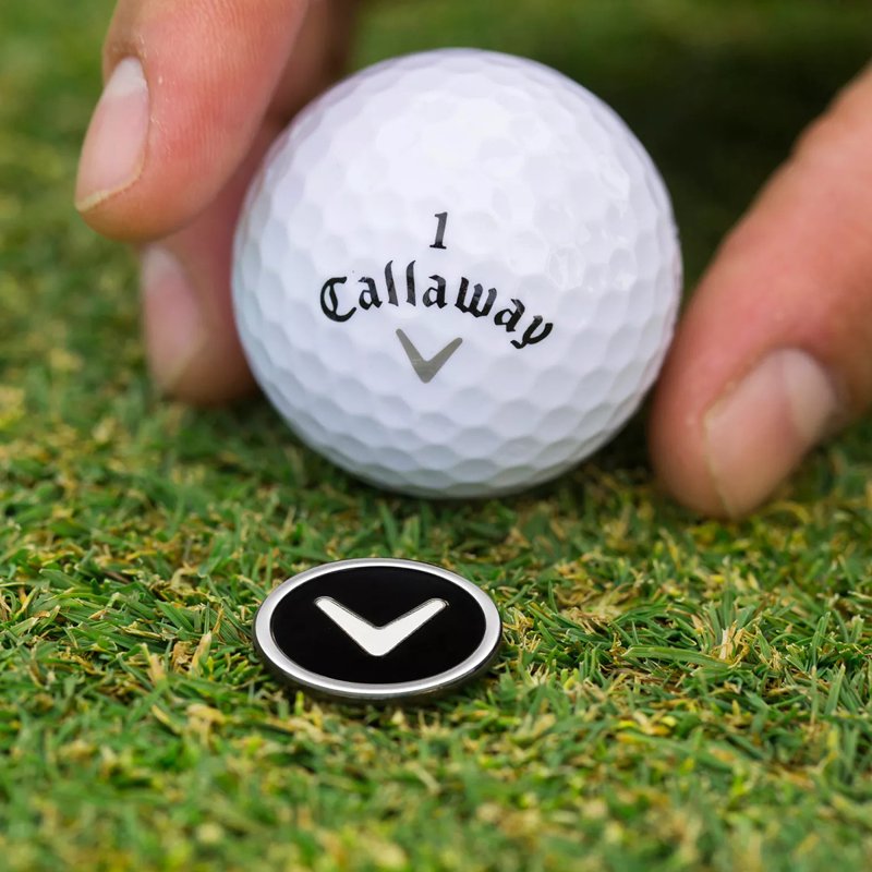 Golf Ball Markers with Poker Chip Design Dual Mark Set Black/White