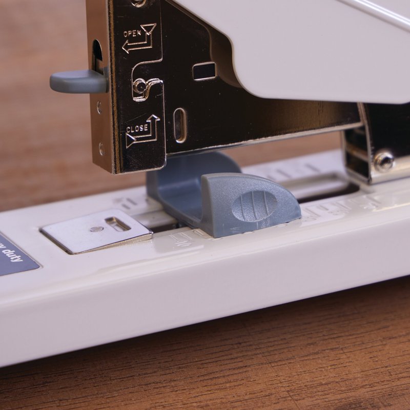 Heavy Duty Stapler 160 Sheets - Platinum Heavy Duty & Specialty Staplers