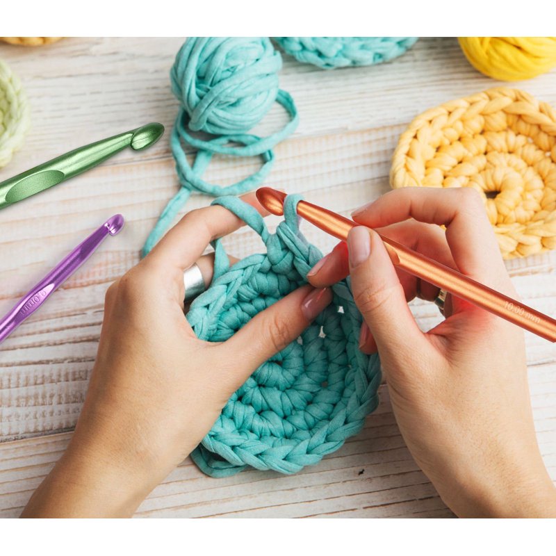 Large Aluminum Crochet Hooks Set for Thick Wool with Storage Case