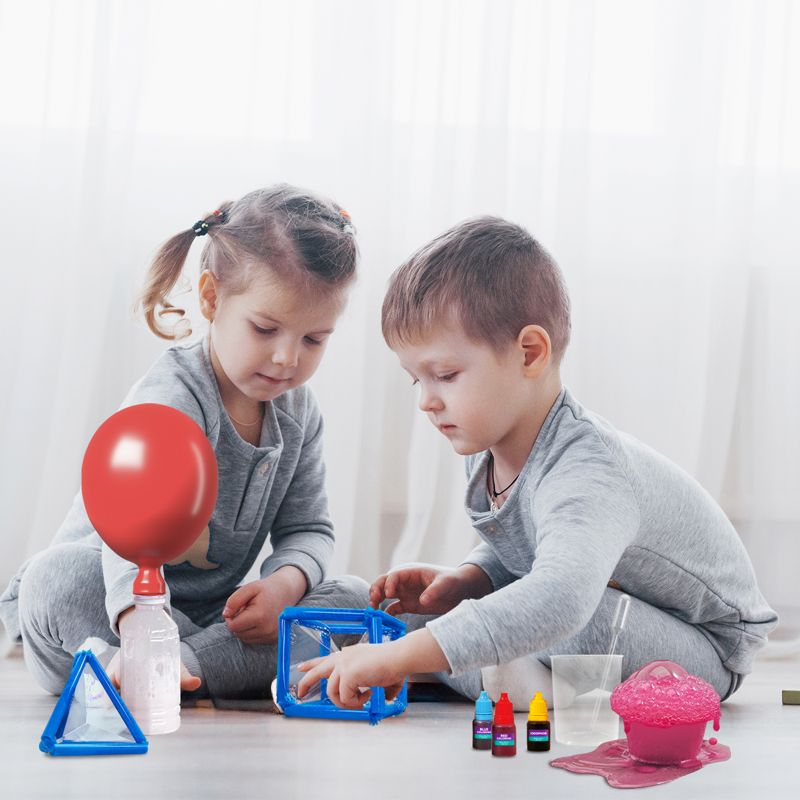 Kids Kitchen Science Lab Kit - 18 STEM Experiments with Household Ingredients