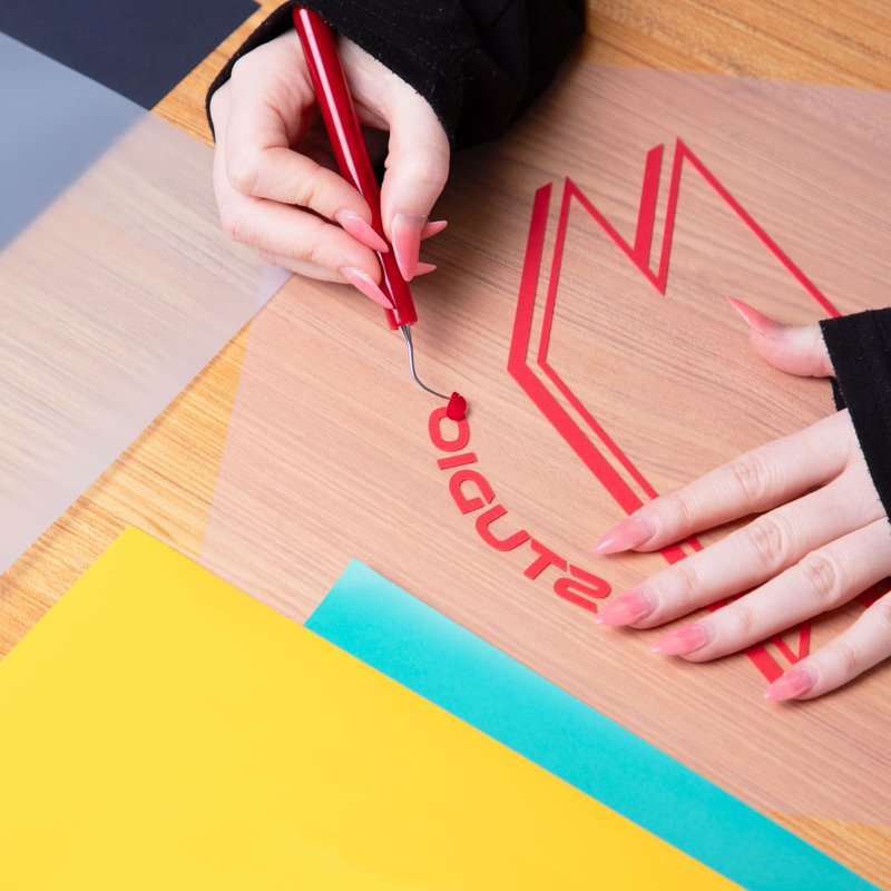 Heat Transfer Vinyl for Garment Decoration - Matte Finish, 11.8" x 60"