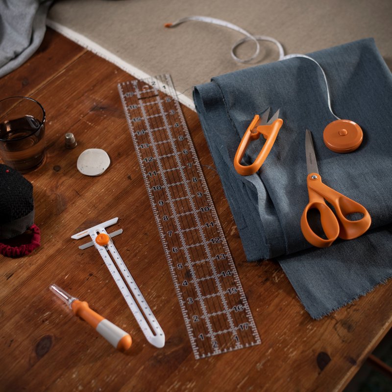 Fiskars Sewing Essentials Kit with Scissors, Thread Snips, Ruler & Tape Measure