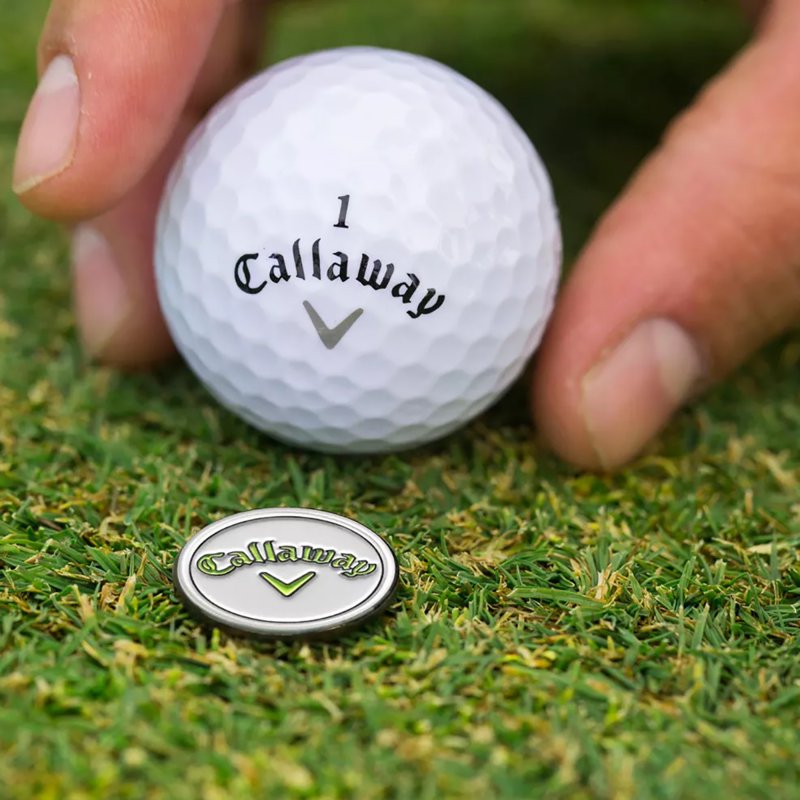 Golf Ball Markers with Poker Chip Design Dual Mark Set Black/White