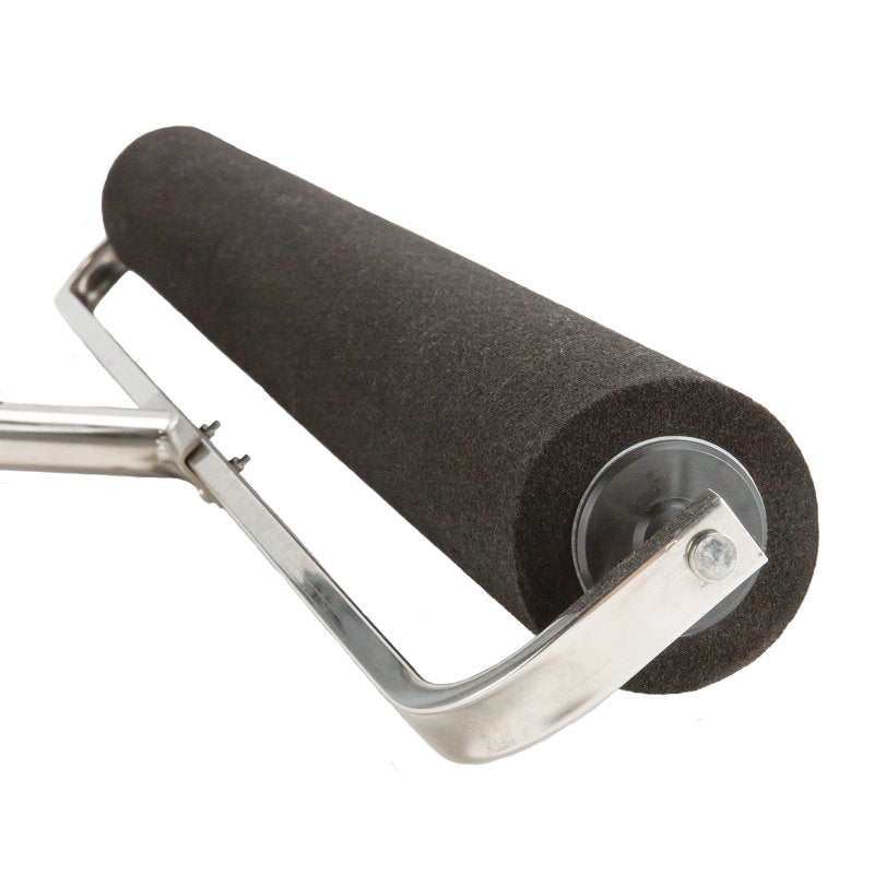Heavy Duty Court Water Roller - Durable Synthetic Rubber, Steel Frame & Stainless Steel T-Bar
