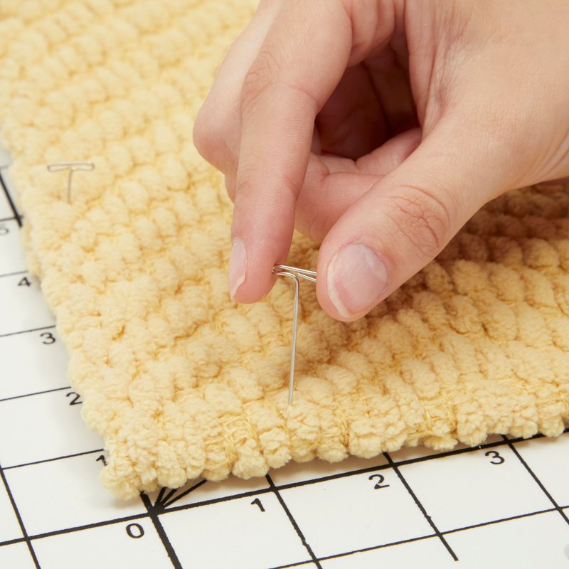 Interlocking Foam Blocking Mats for Knitting & Crochet Projects - 9 Pack, 12.5 x 12.5 inches, Grid Design, Includes T-Pins & Storage Bag