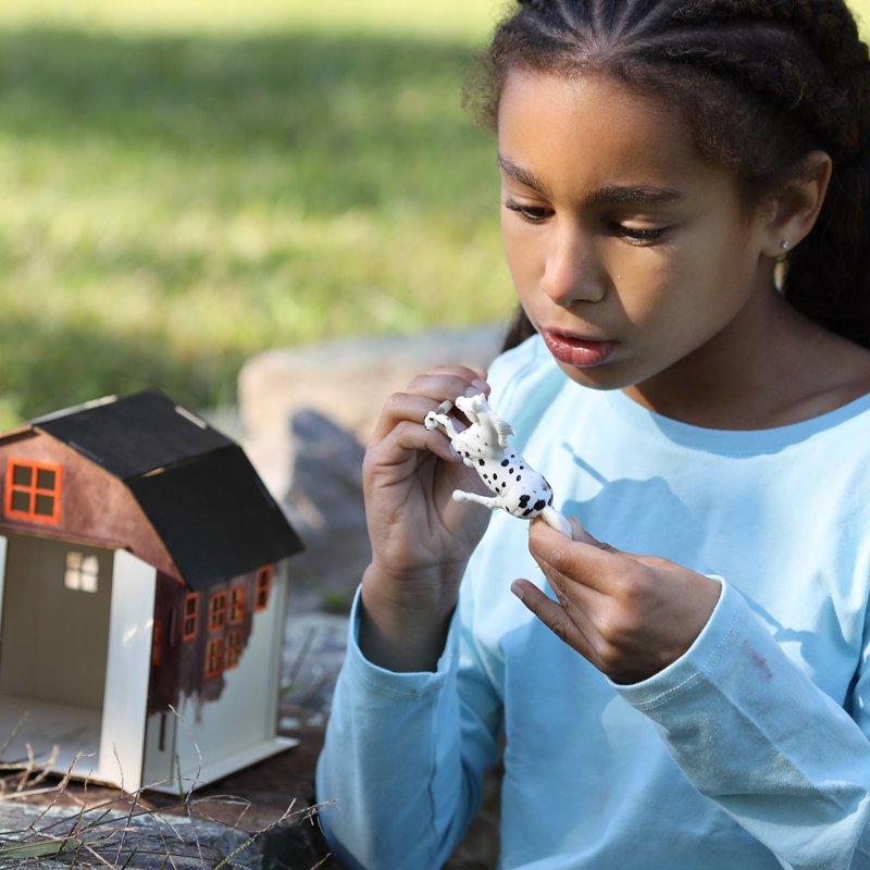 Paint Your Own Horse and Barn Set - Kids Arts and Crafts Kit for Equestrian Fun