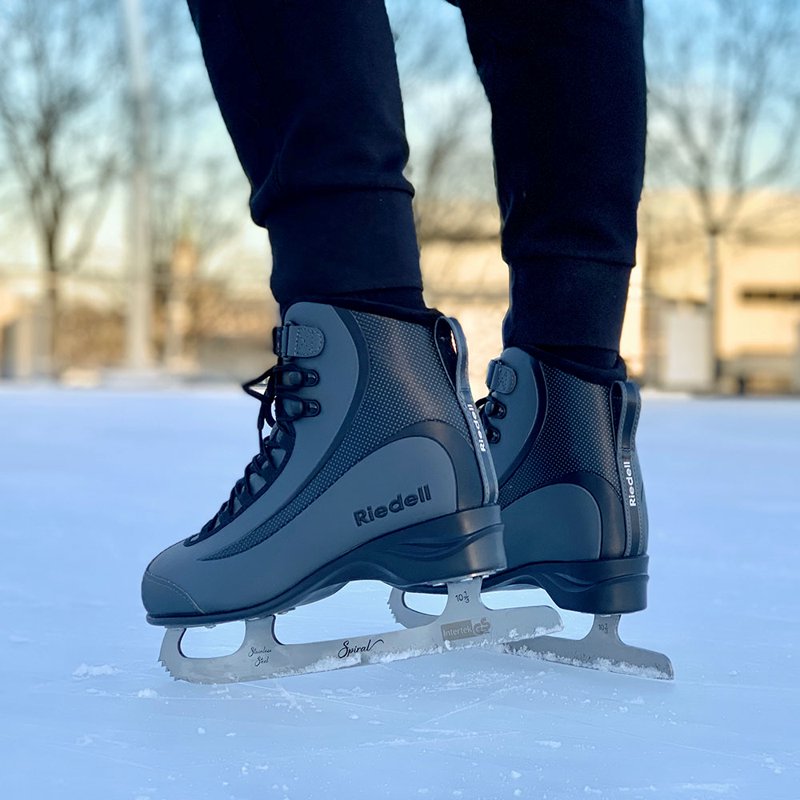 Recreational Unisex Ice Skates with Thinsulate Insulation - Synthetic Uppers, PVC Sole