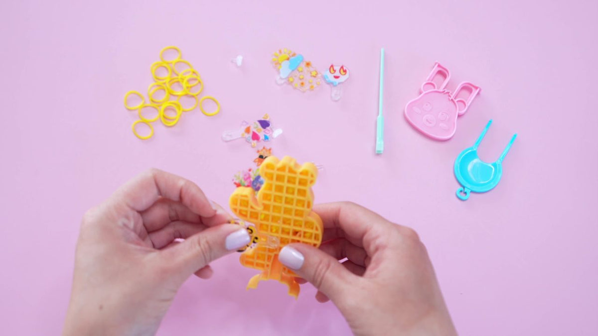DIY Care Bears Bracelet Kit with Loom & Accessories - Rainbow Loom Loomies