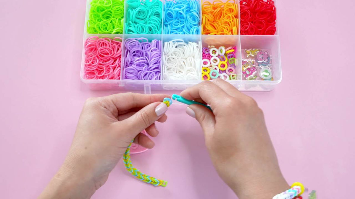 Kids DIY Rainbow Loom Care Bears Bracelet Kit with Charms & Bands